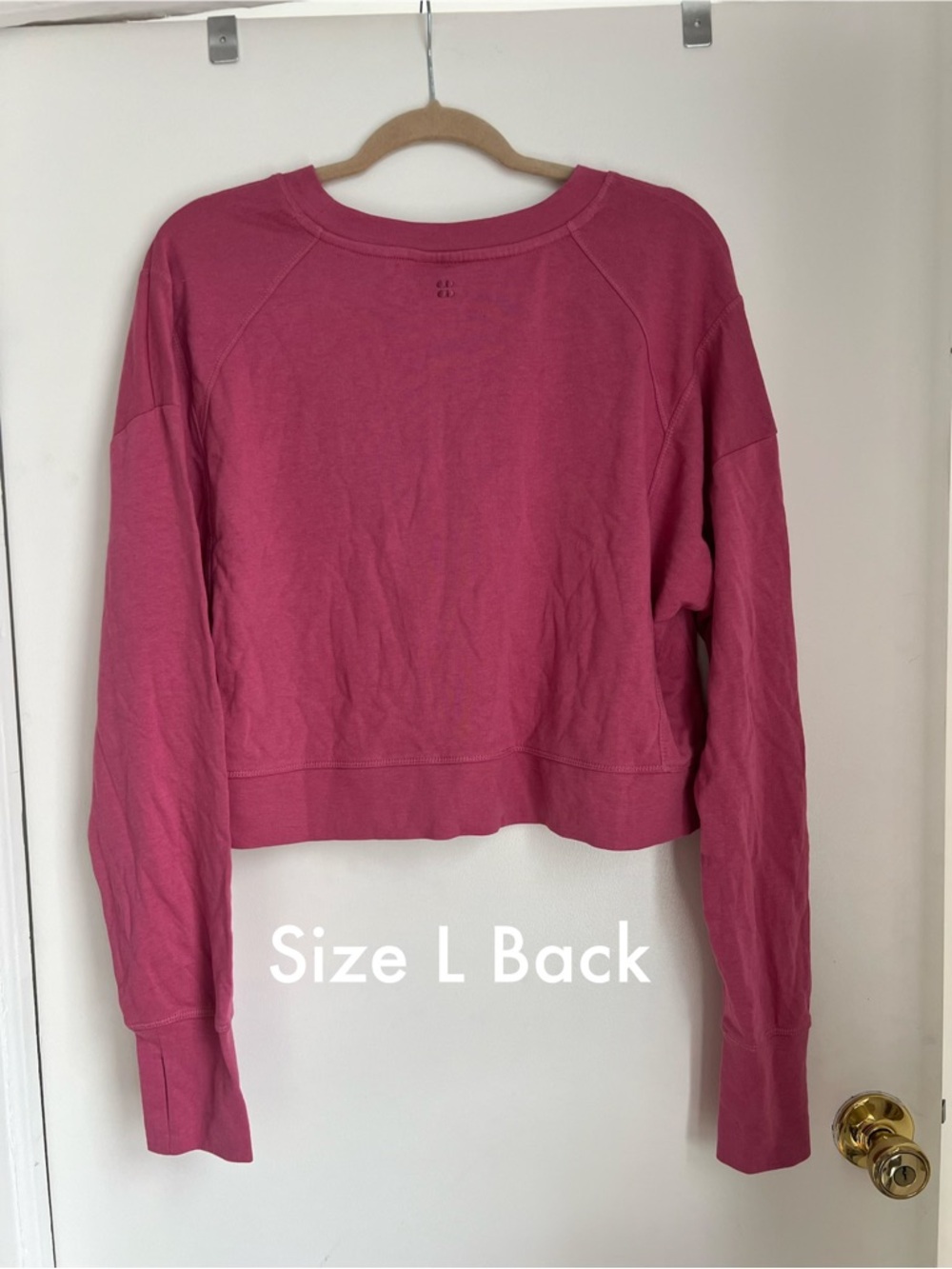 NWT Sweaty Betty After Class Crop Sweatshirt in Adventure Pink with Thumbholes - Picture 14 of 16